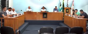 Os vereadores de Taguaí, Rodolfo, Muka, Arlindo Soldera, Borracha, presidente Dudu, Juliano, Elza, Henriko e Tatu
