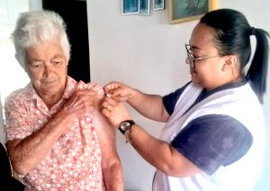 Vacinação contra a gripe em mutirão em Taguaí (Foto Divulgação)