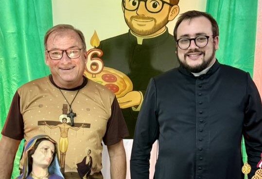 HOMENAGENS DEMONSTRAM CARINHO DA POPULAÇÃO