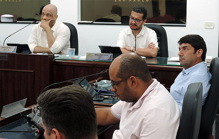 CÂMARA DE FARTURA REALIZA SESSÃO EXTRAORDINÁRIA