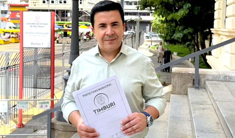 PREFEITO CRISTIANO BUSCA RECURSOS PARA A EDUCAÇÃO