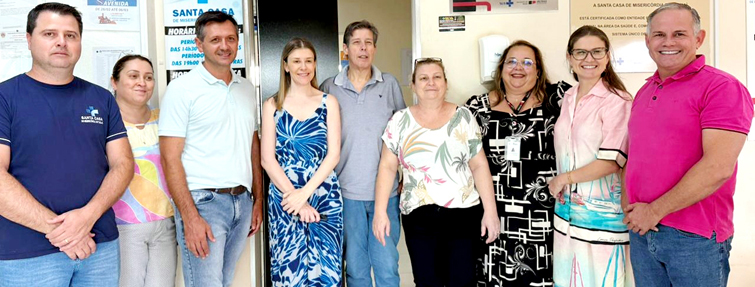 DIRETORA DO DRS-6 DE BAURU VISITA SANTA CASA DE TAGUAÍ