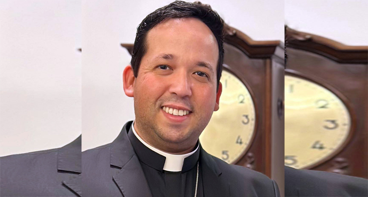 PADRE CARLOS RECEBERÁ TÍTULO DE CIDADÃO FARTURENSE