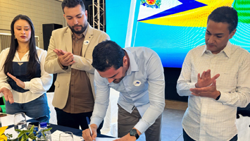 AMVAPA FIRMA PROTOCOLO COM A FUNDAÇÃO REPUBLICANA BRASILEIRA