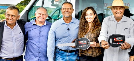MUNICÍPIOS DA REGIÃO RECEBEM AMBULÂNCIAS E VANS DO GOVERNO