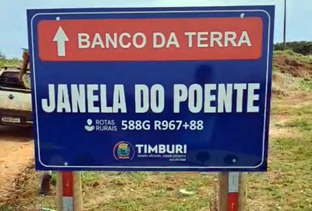 PREFEITURA INSTALA PLACAS DE IDENTIFICAÇÃO EM TIMBURI