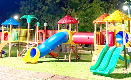 REVITALIZAÇÃO DE PRAÇAS TRANSFORMA ESPAÇOS PÚBLICOS EM TIMBURI