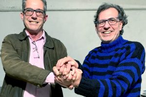 Os pré-candidatos Lauro Dognani e Marcos Dealis mostram união